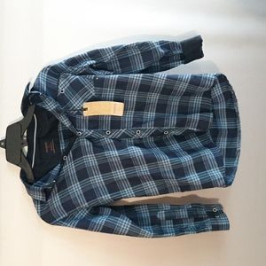 NWT Nomad Size M (SKU 288)